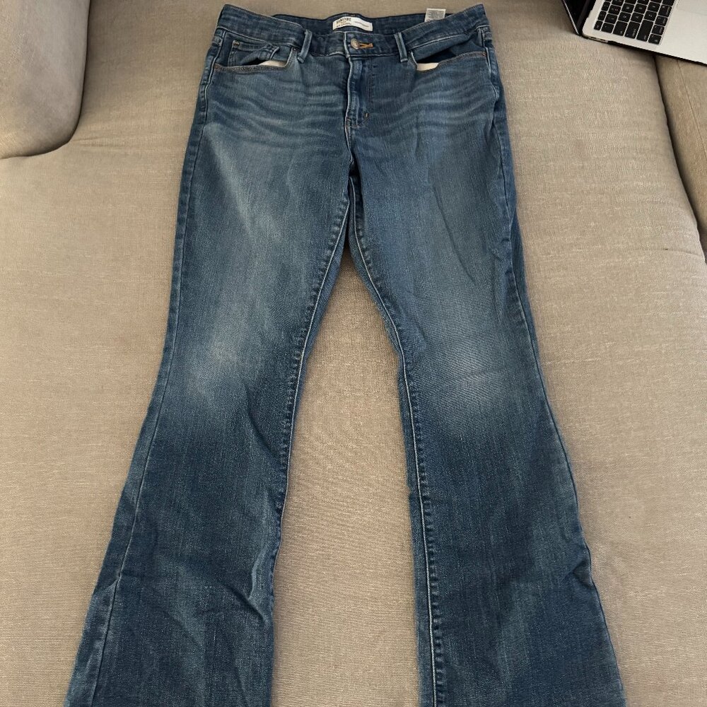 Signature by Levi Strauss Mid Rise Bootcut Jeans